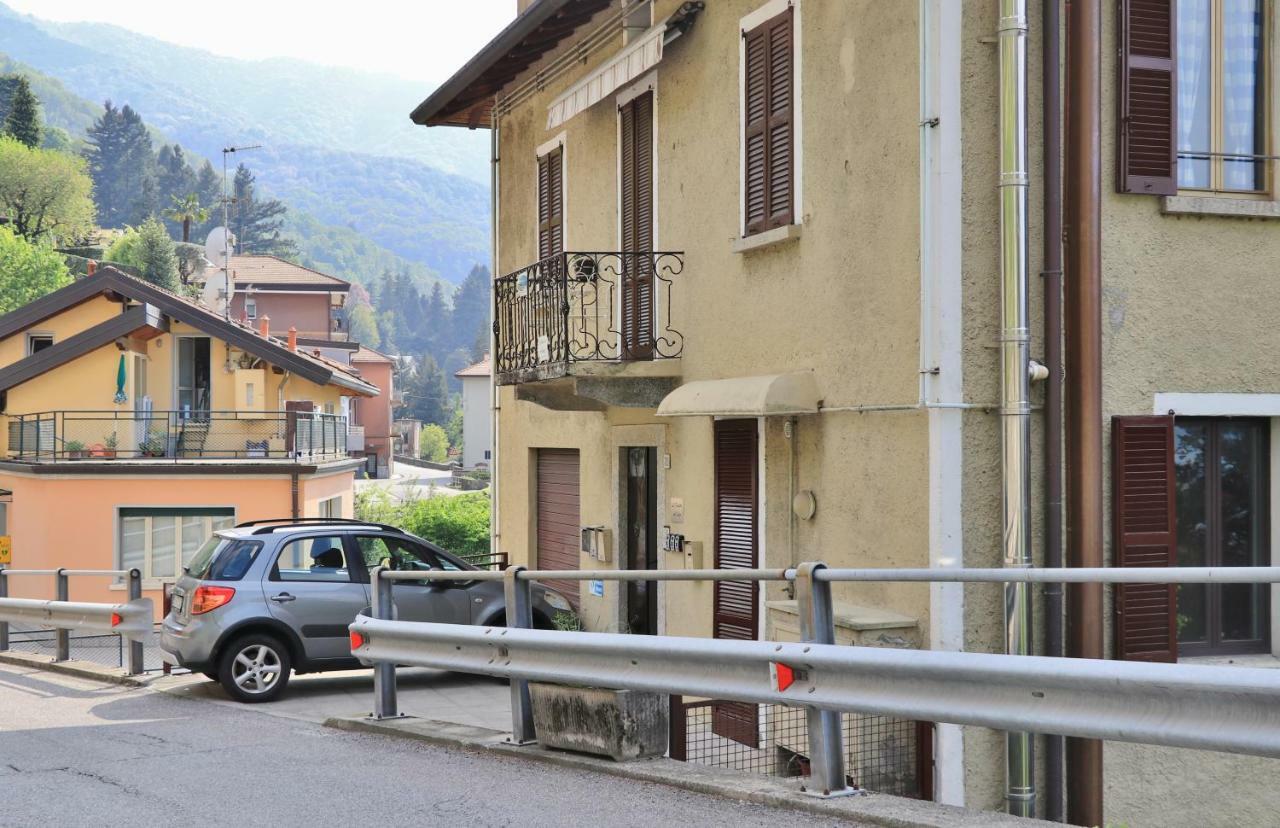 Le Finestre sul Lago Faggeto Lario Esterno foto